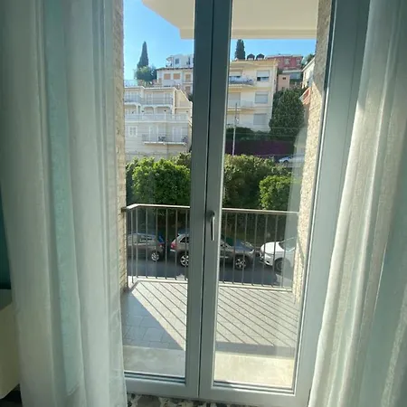 Apartment Viale Hanbury Alassio