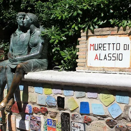 Viale Hanbury Lejlighed Alassio