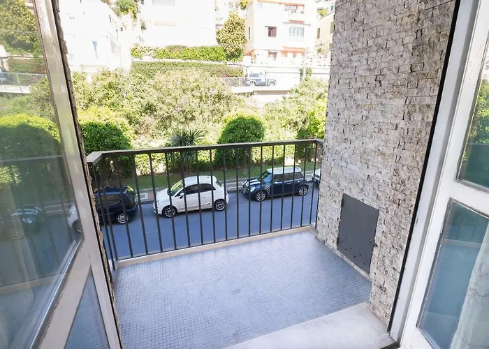 Lejlighed Viale Hanbury *